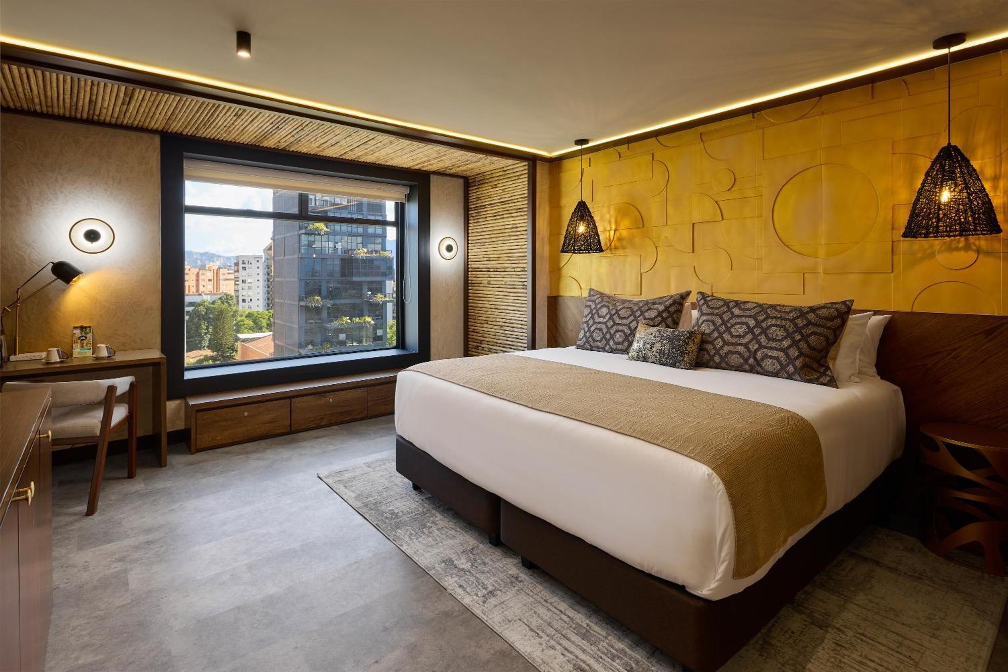 Golden Valley Hotel Medellin Exterior photo